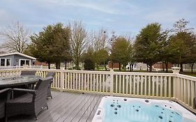 The Crucible Lodge With Hot Tub